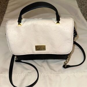 Betsy Johnson Elegant White and Black Crossbody Bag with Gold Hardware